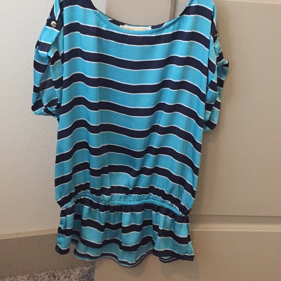 Michael kors shirt - Picture 3 of 3